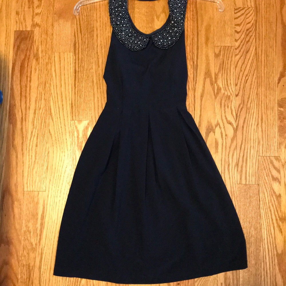 Formal Collared Dress!